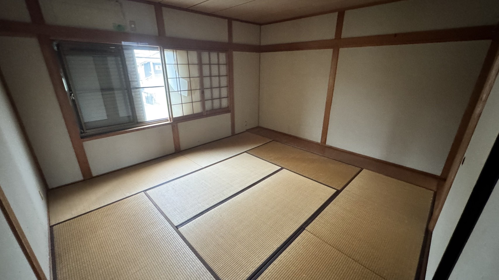 和室の残置物撤去後