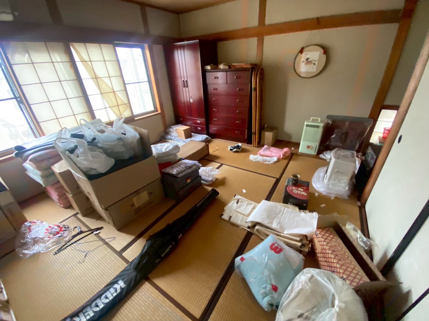 和室の残置物撤去前